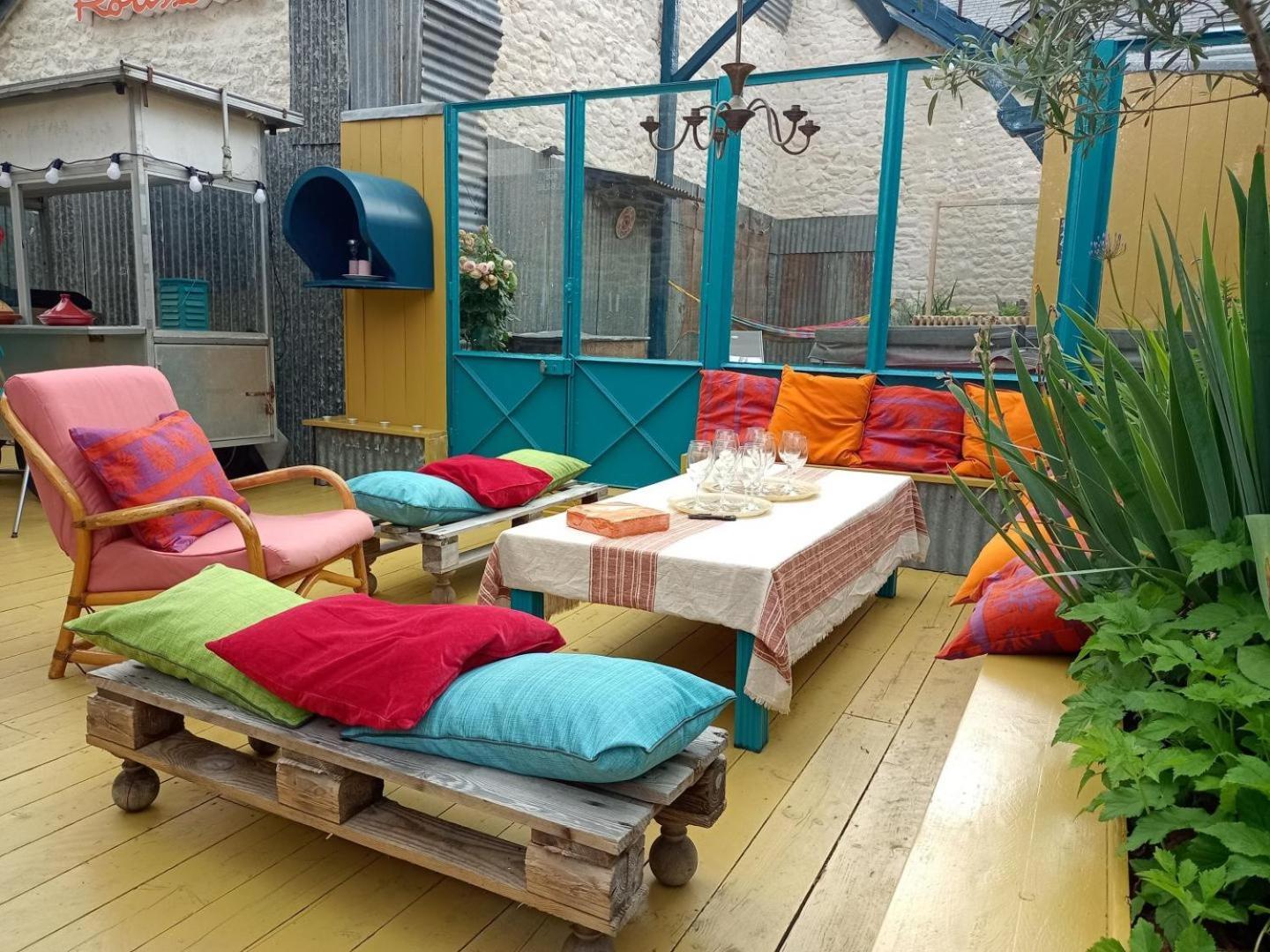 Bed and Breakfast La Goutte D'Or Комбур Экстерьер фото