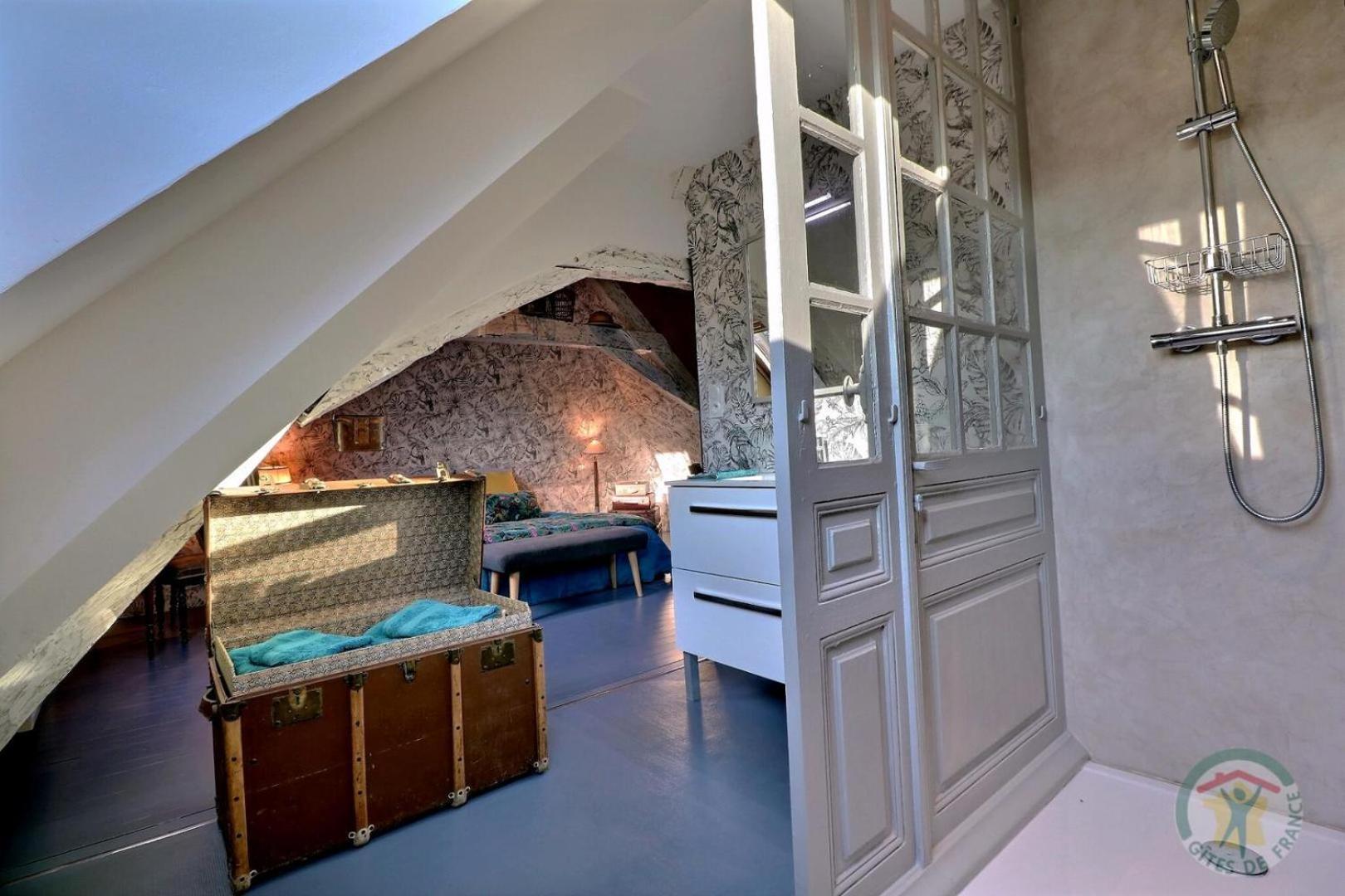 Bed and Breakfast La Goutte D'Or Комбур Экстерьер фото