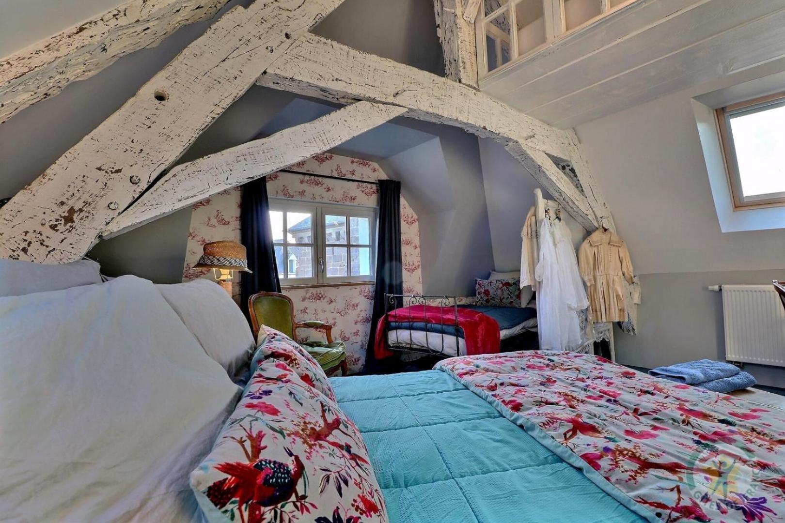 Bed and Breakfast La Goutte D'Or Комбур Экстерьер фото